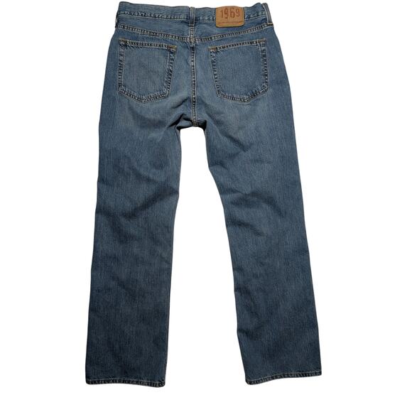 GAP 1969 Standard Fit Jeans Men’s 32x30 Blue Denim Straight Leg Medium Wash - Picture 3 of 11